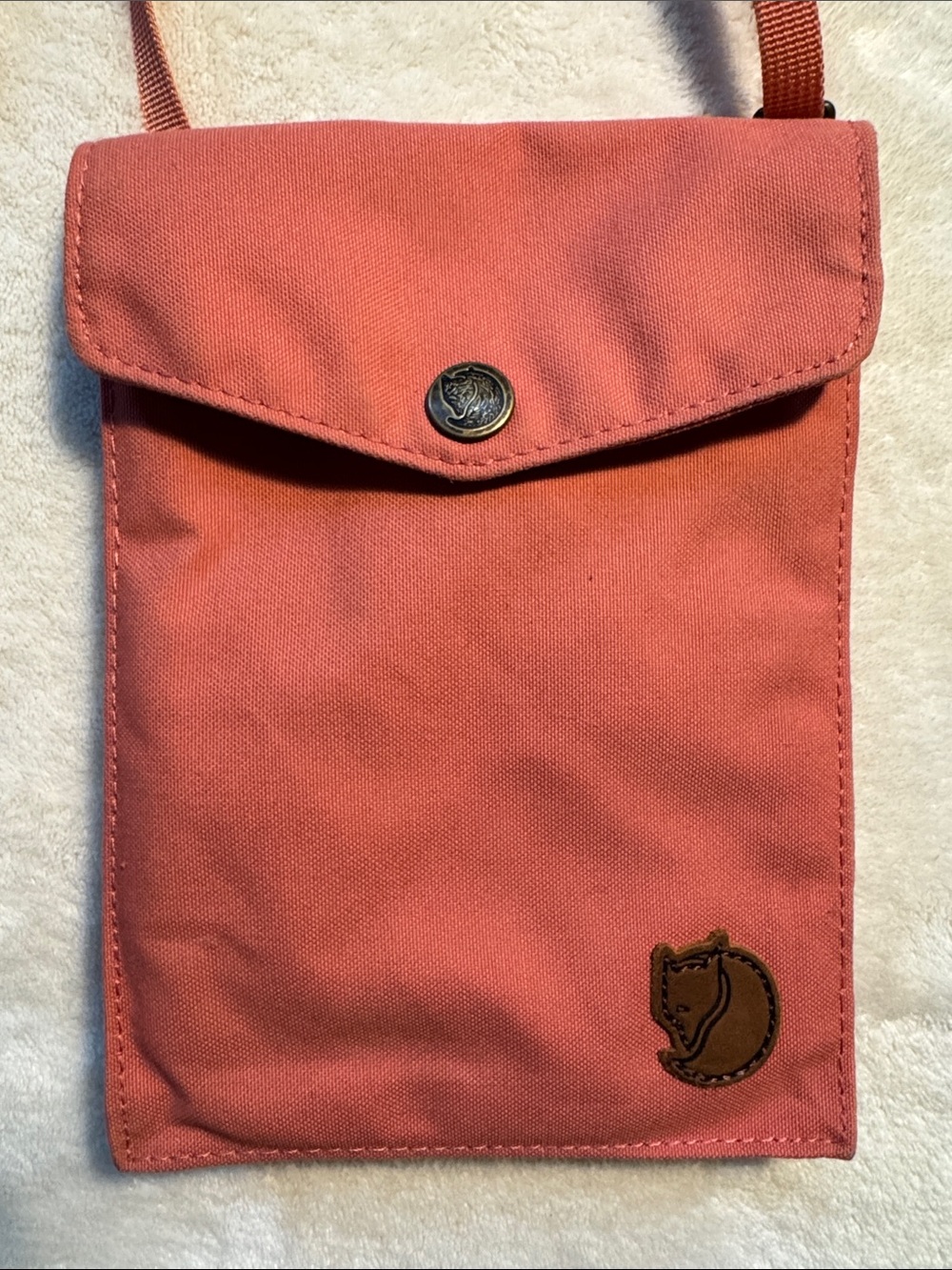 Fjallraven crossbody pocket bag. Dusty rose.